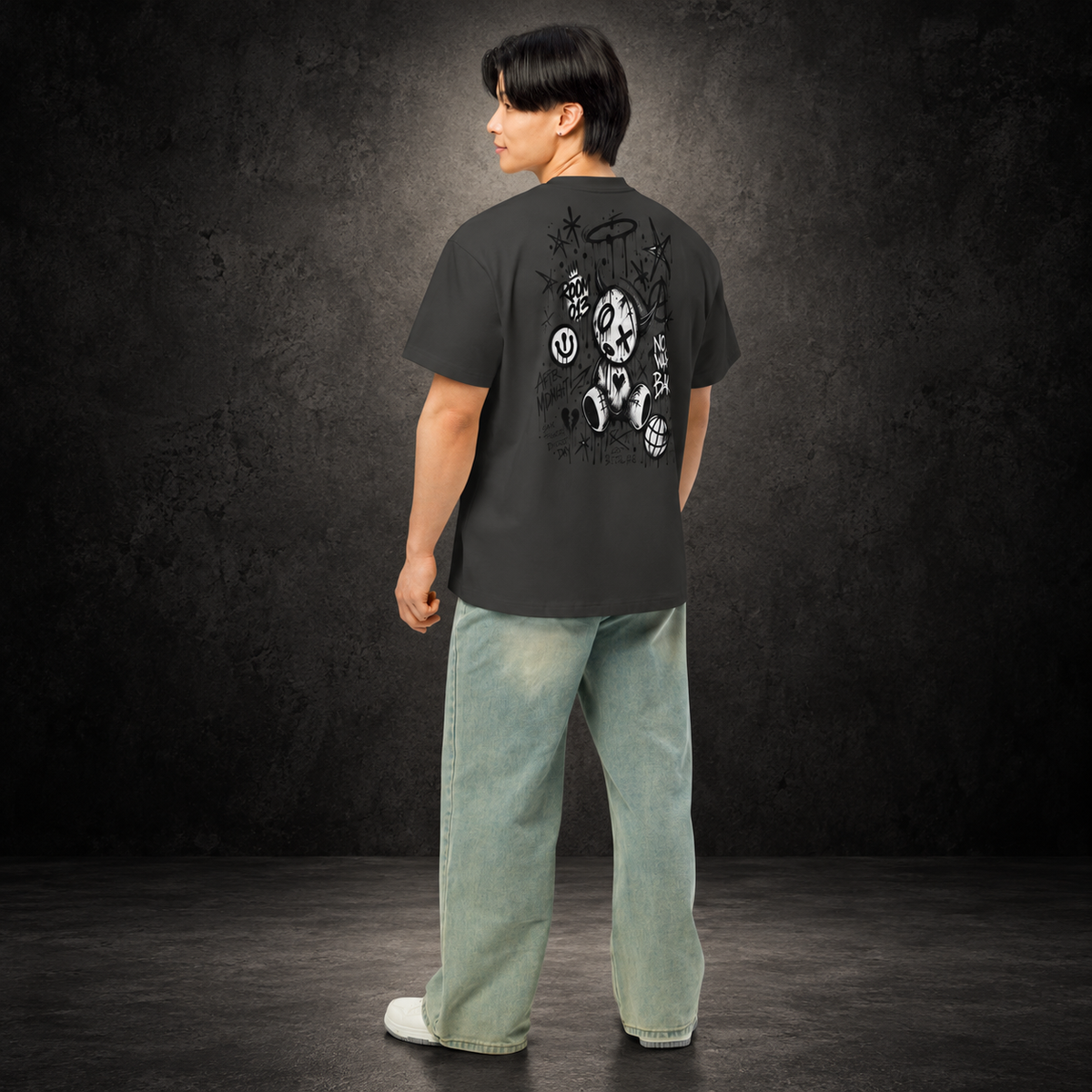 ROOM 013 — Lost Signal Tee | color:vintage black